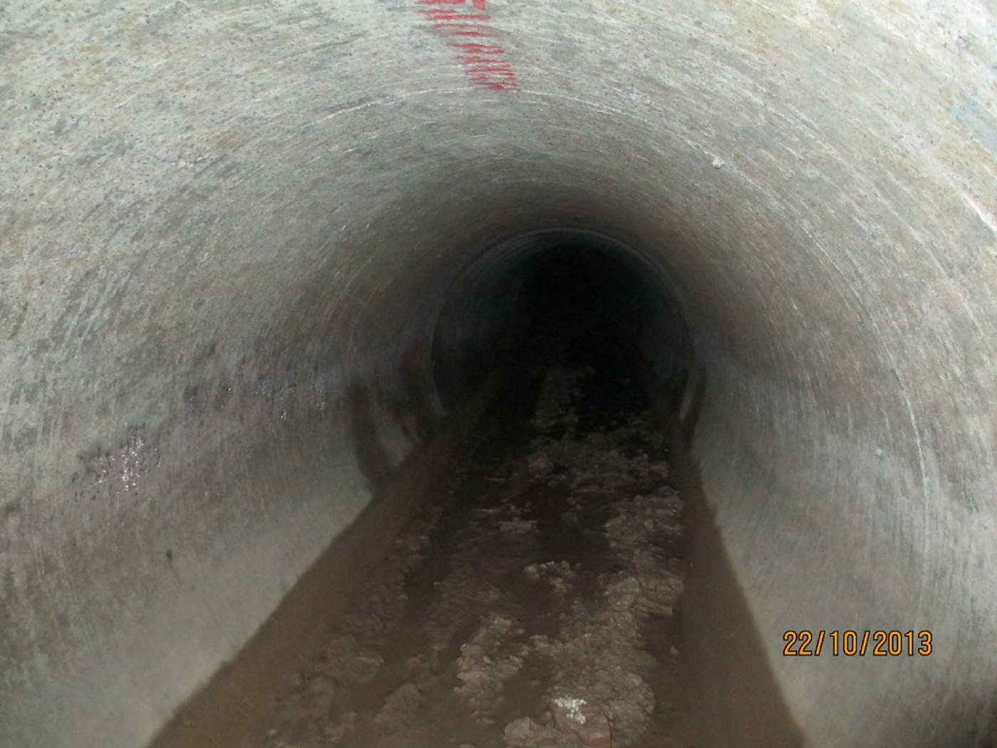 Drain re-lining inside a pipe